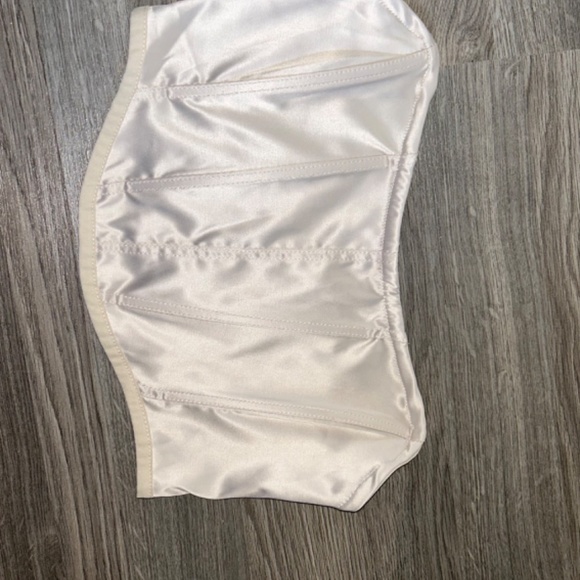 Satin Corset - Picture 2 of 5